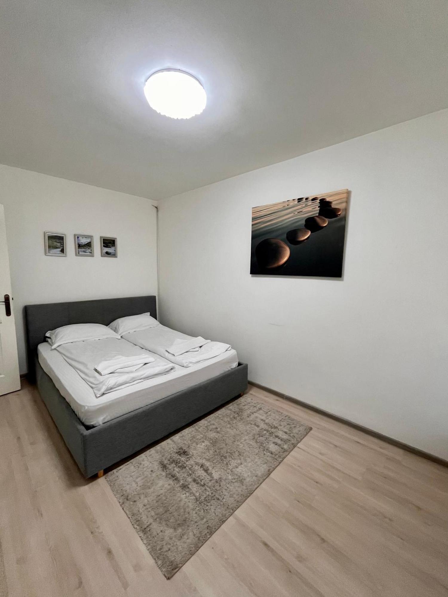 Focus Room Miercurea Ciuc Extérieur photo